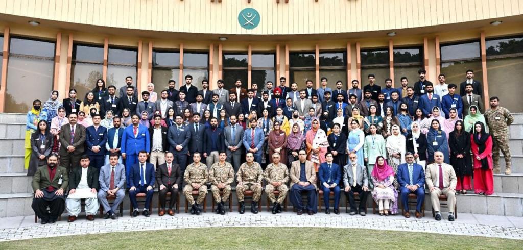 پاکستان کی علاقائی سالمیت کی کسی بھی خلاف ورزی پر سخت اور فیصلہ کن جواب دیا جائے گا: فیلڈ مارشل عاصم منیر