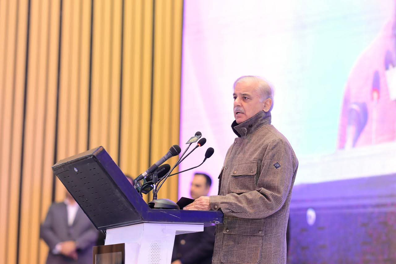 مئی 2025 کی جنگ میں افواجِ پاکستان نے بھارت کو یادگار سبق سکھایا، کشمیر جلد آزاد ہوگا: وزیراعظم شہباز شریف