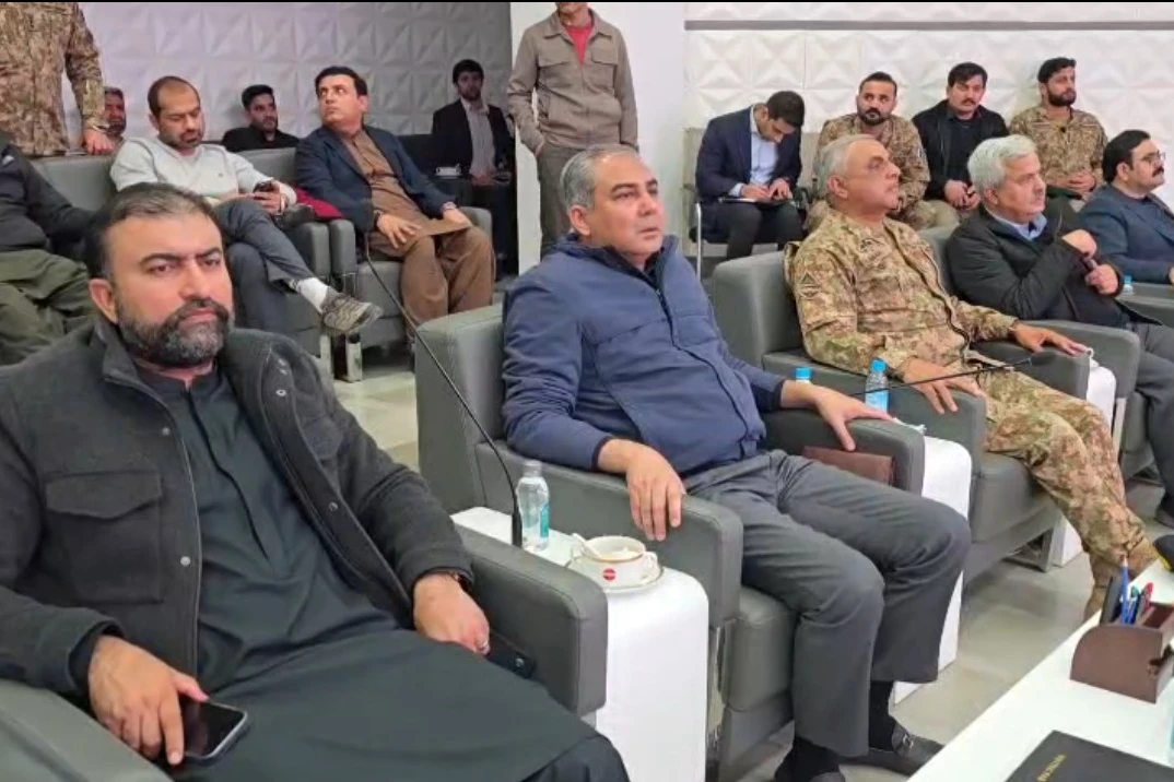 وفاقی وزیر داخلہ محسن نقوی کا کور ہیڈکوارٹرز کوئٹہ کا دورہ، بلوچستان کی سیکیورٹی صورتحال پر تفصیلی بریفنگ