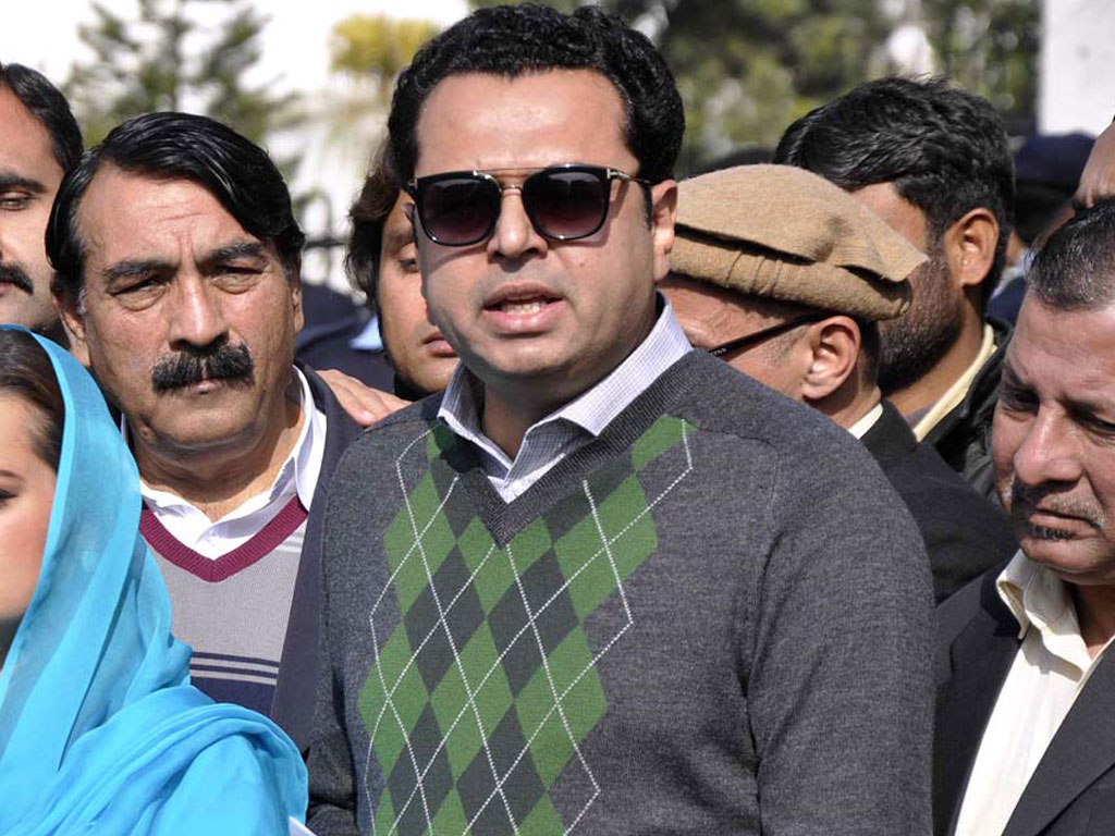 سیاسی تحریک 100 بار چلائیں مگر قومی بیانیے کے خلاف گفتگو برداشت نہیں کی جائے گی: طلال چوہدری
