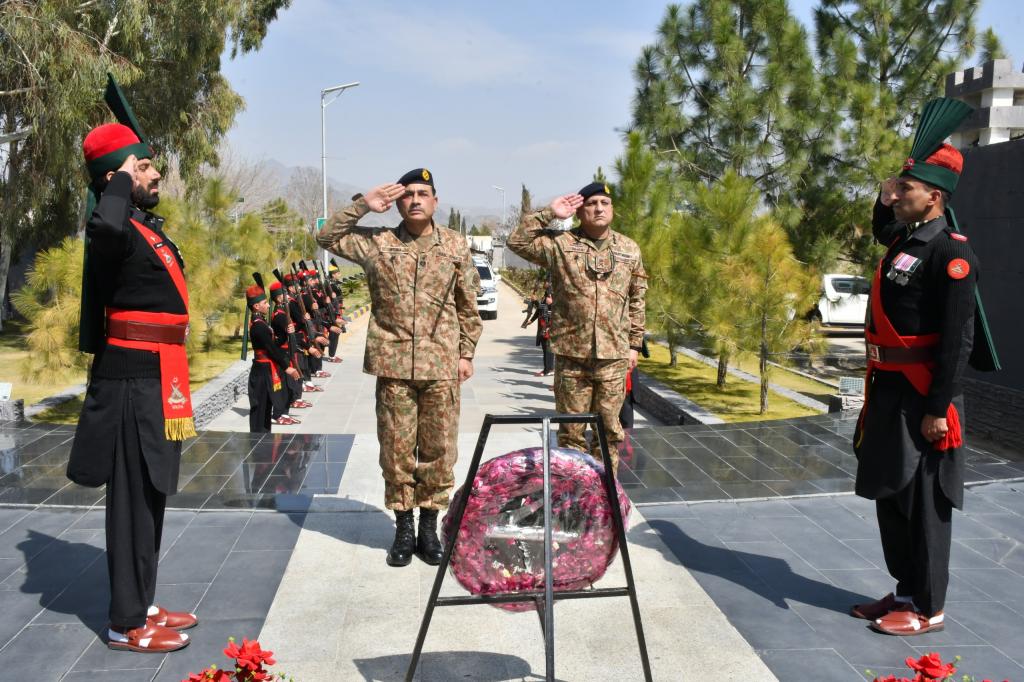 افغان طالبان دہشت گردی ترک کریں تو ہی پائیدار امن ممکن ہے: عاصم منیر