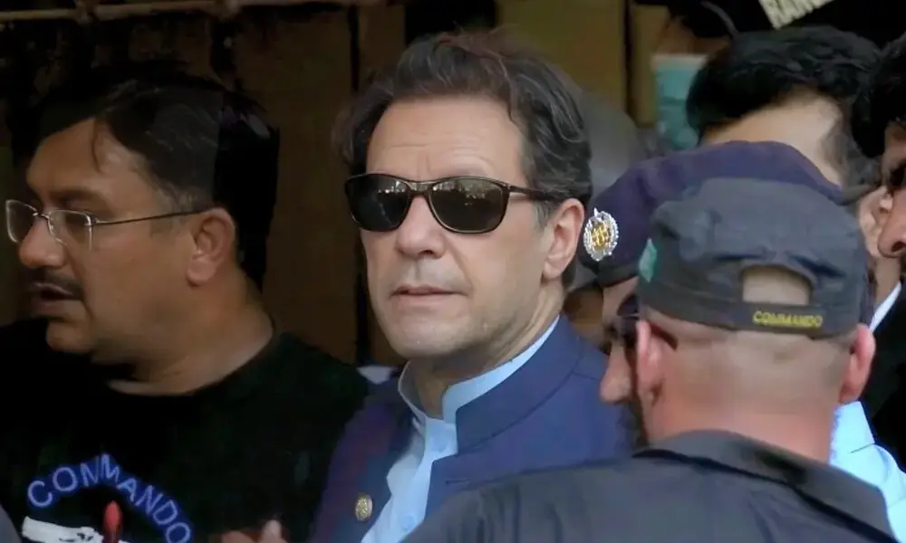 اڈیالہ جیل میں عمران خان کی آنکھ کا معائنہ، بینائی میں نمایاں بہتری کا اعلان