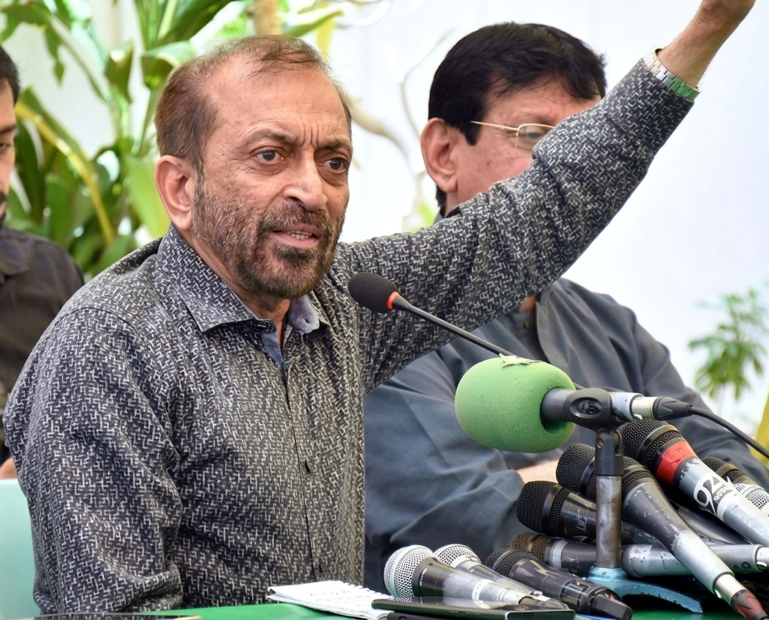 کامران ٹیسوری کو ہٹانے پر ایم کیو ایم کی برہمی