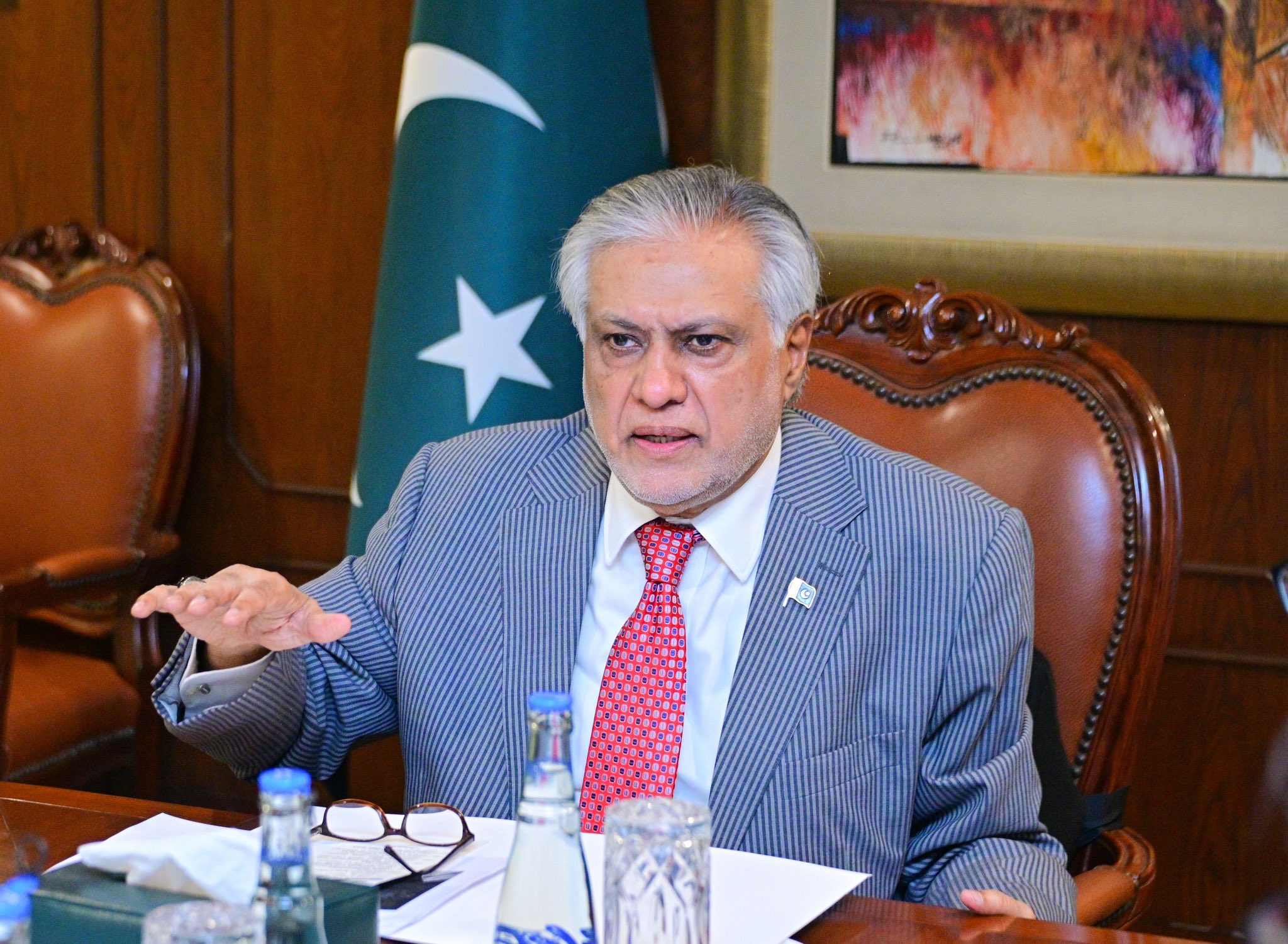 ایران ایٹمی ہتھیار نہ بنانے پر متفق تھا، پھر بھی حملہ ہوا: اسحاق ڈار کا سینیٹ میں بڑا انکشاف