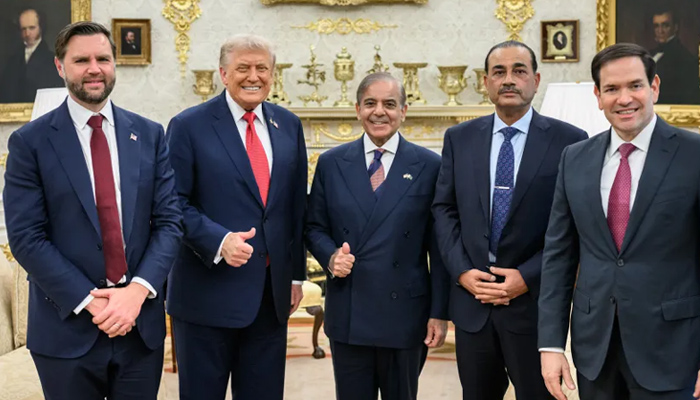 ٹرمپ کا انکشاف — پاکستانی شخصیات نے کہا رُکیں، ہم ڈیل کرادیں گے