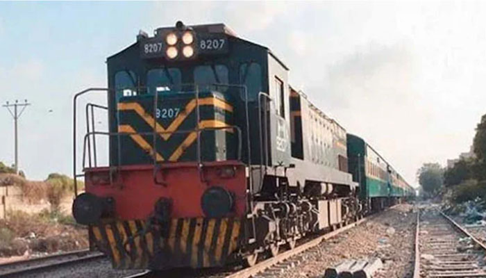 تین روز کی معطلی کے بعد بلوچستان سے ٹرین سروس آج سے دوبارہ شروع