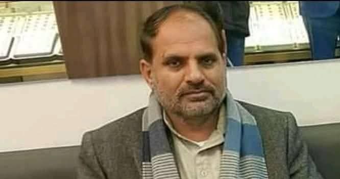 وزیراعظم آزاد کشمیر فیصل ممتاز راٹھور نے وزیر چوہدری محمد رشید کو وزارت سے برطرف کر دیا