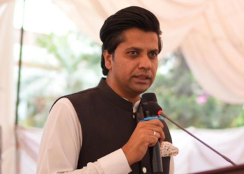 شفیع جان کا دعویٰ: فارم 45 میں پی ٹی آئی آگے، ووٹ کے تحفظ کا وقت آگیا
