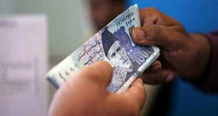 سرکاری ملازمین اور پنشنرز کے لیے بجٹ میں بڑا ریلیف، نئے الاؤنسز کا اعلان