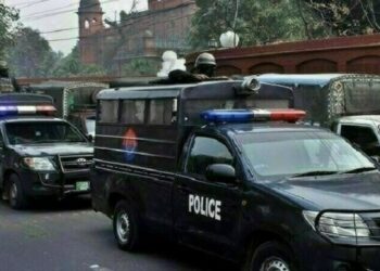فرار کا واقعہ تھانہ سہالہ کی حدود میں پیش آیا، پولیس آپریشن جاری