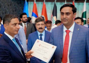 سی سی ڈی انچارج سہیل ظفر چٹھہ کی جانب سے جواد حیدر ڈھڈی کو تعریفی سرٹیفکیٹ