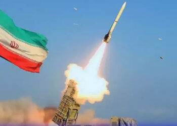 ایران کا امریکی اڈوں پر میزائل حملوں کا دعویٰ، مزید کارروائی کی دھمکی